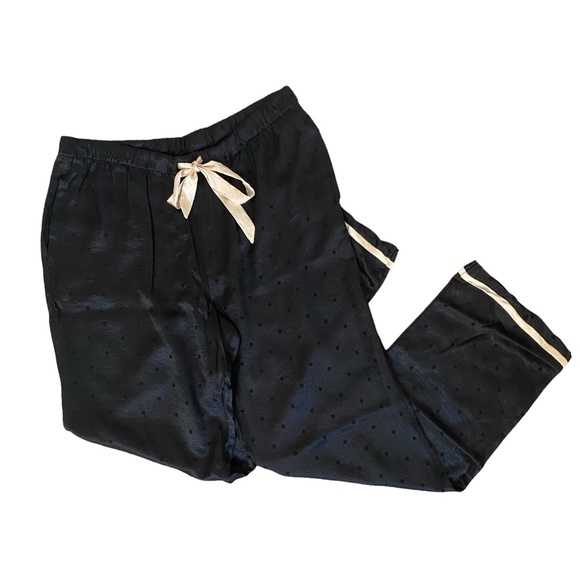 Victoria’s Secret Black Subdued Polkadot Pajama Pants - Picture 6 of 8
